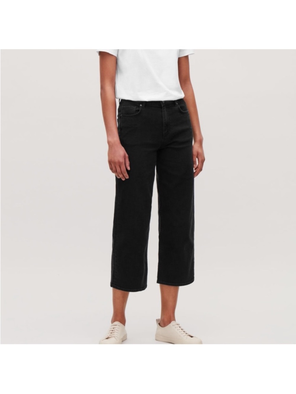 SOLD COS Black Wide Crop 3/4 Jeans size 27